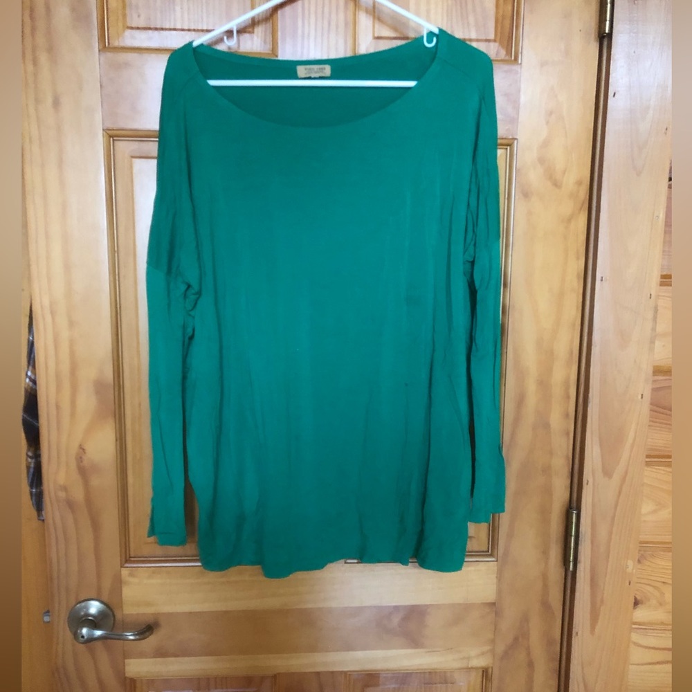 Green Piko top
